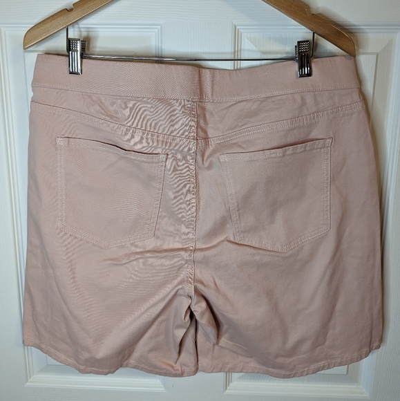 New Directions pale pink flex stretch shorts size 16 NWT - Picture 2 of 7